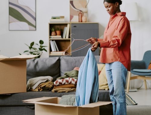 Cajas de mudanza para ropa: tipos y consejos
